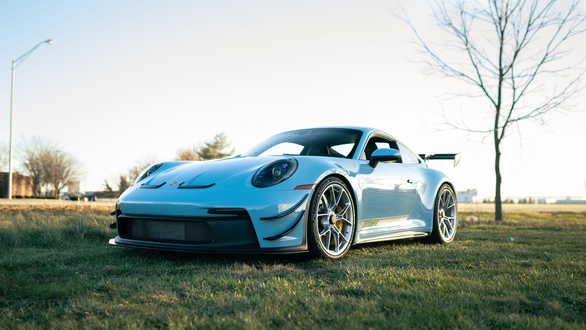 Porsche 992 with dive plane assembly.