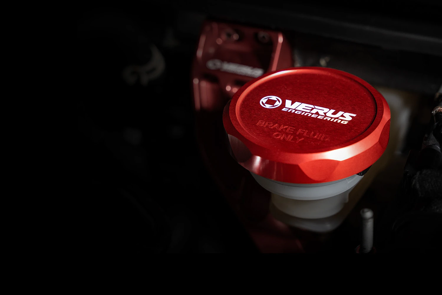 Brake Master Cylinder Cap - Honda Civic Type R (FK8), red cap close-up