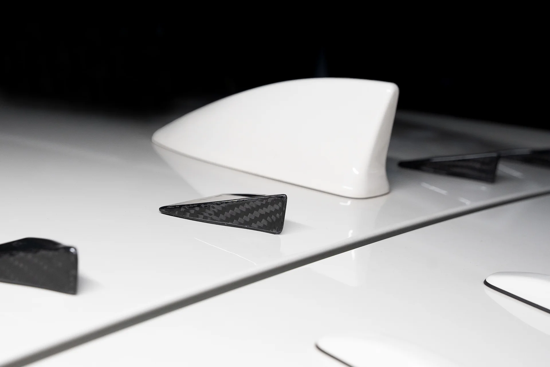 Vortex Generator Kit - Honda Civic Type R (FK8), roof close-up