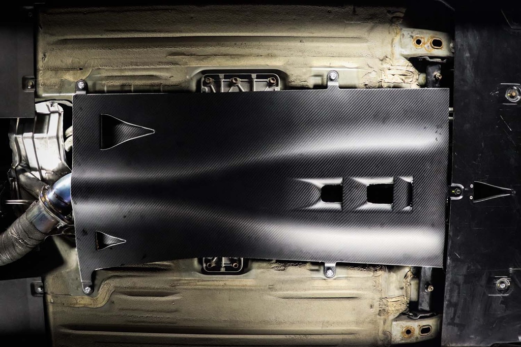 Flat Carbon Underbody Panel - R35 GTR