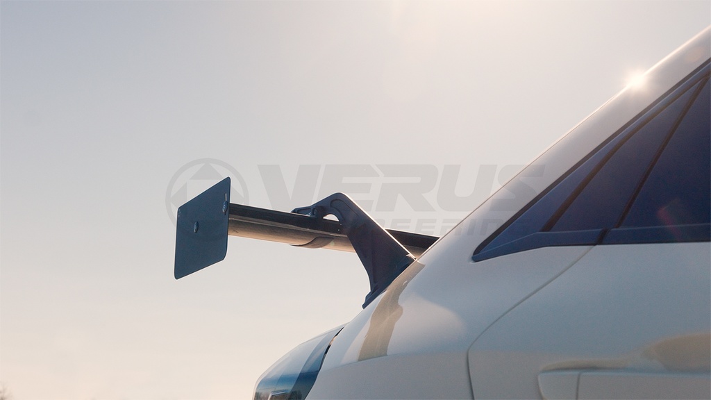 Swan Neck UCW Rear Wing Kit - Honda Civic Type R (FK8), rear wing close-up