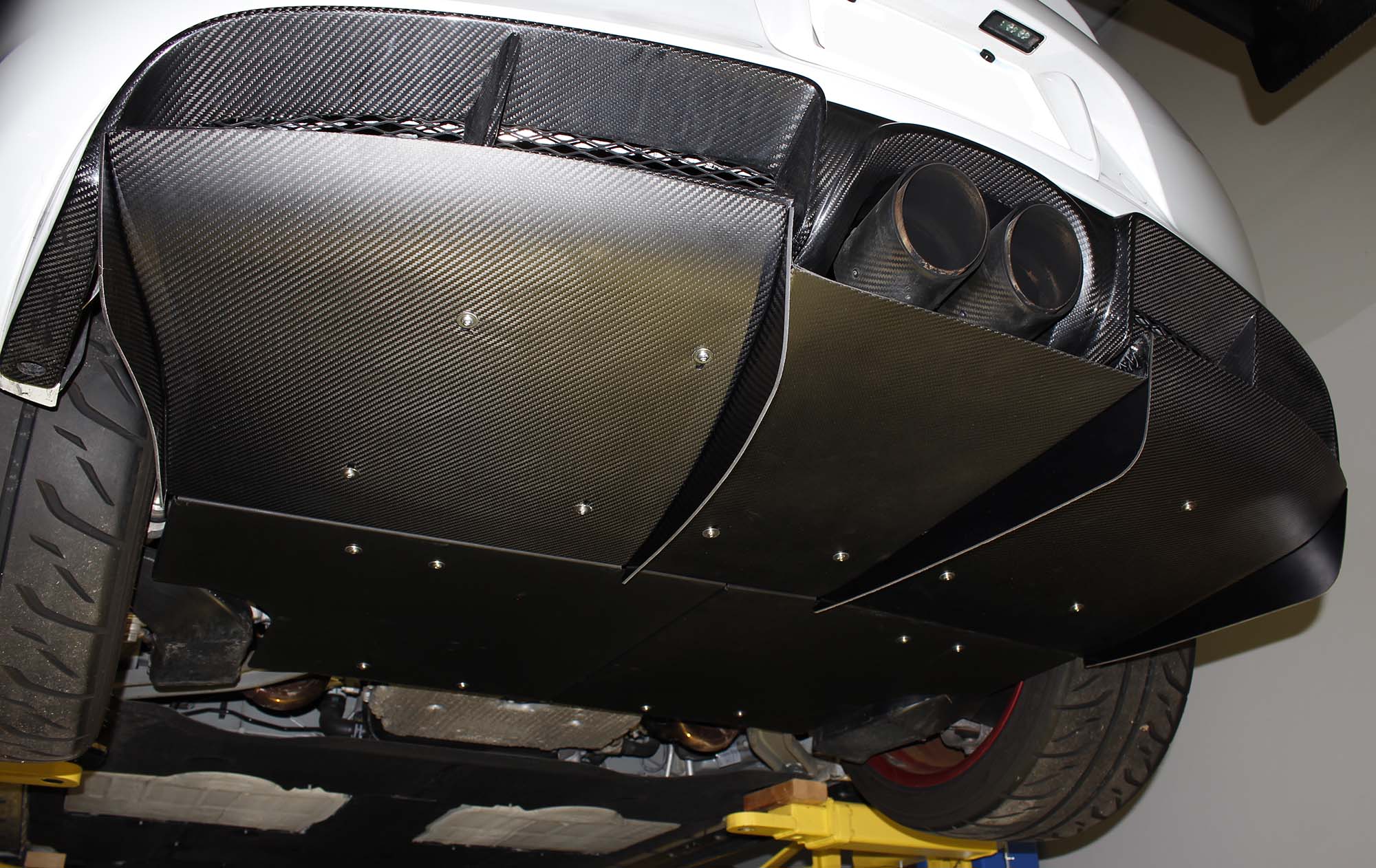 Carbon Rear Diffuser - Porsche 981 Cayman