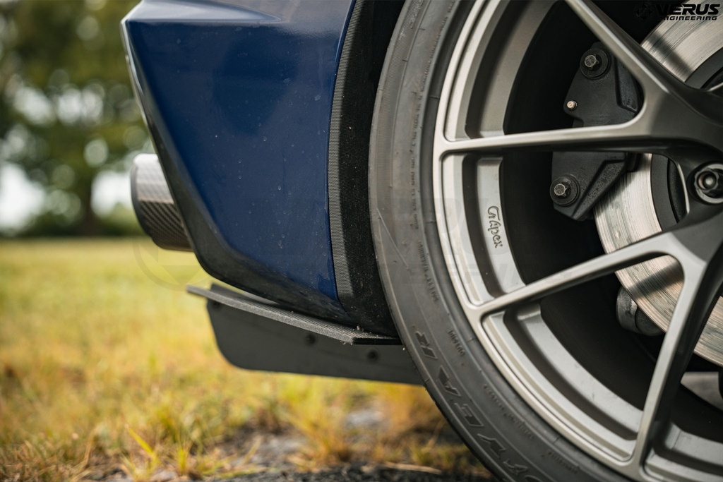 Composite Rear Spat Kit - C8 Corvette