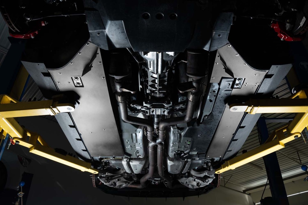 Flat Underbody Panel Kit - Ford Mustang Shelby GT350