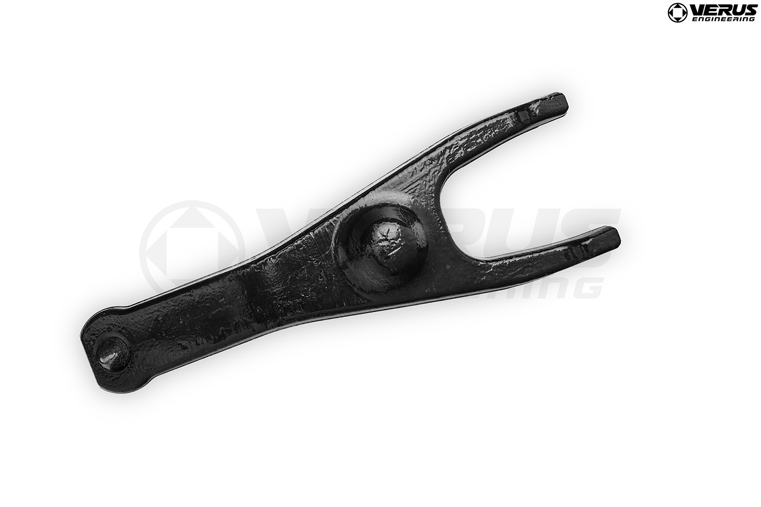 86ZN6VERUS ENGINEERING鍛造強化クラッチフォーク&ピボット VERUS ENGINEERING(ヴェルス)：A0092A：TOYOTA 86(ZN6)/SUBARU BRZ(ZC6